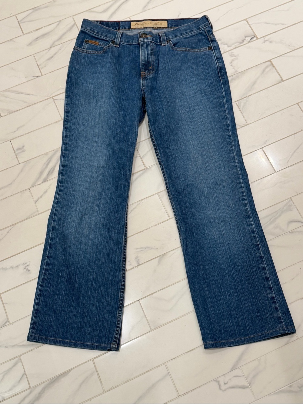 Eddie Bauer Bootcut Stretch Jeans Women’s 6 Regular Medium Wash Denim